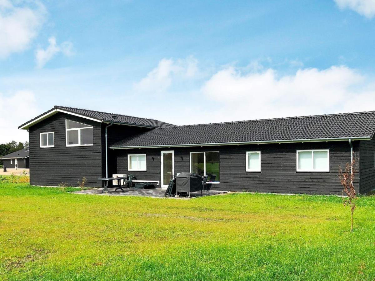 10 Person Holiday Home In Ansager Exterior photo